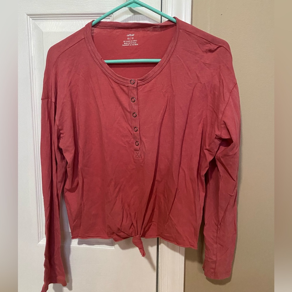 aerie pink long crop with knot